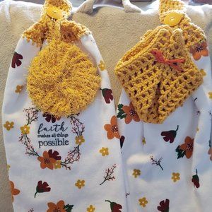 4 Piece Kitchen Linen Set